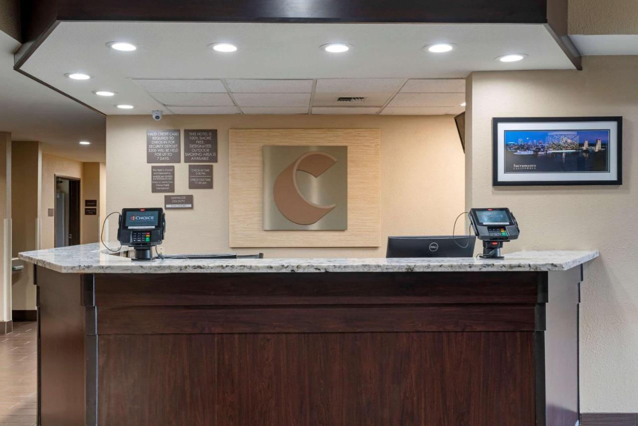 Comfort Suites Downtown Сакраменто Екстериор снимка