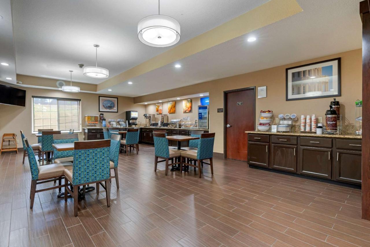 Comfort Suites Downtown Сакраменто Екстериор снимка