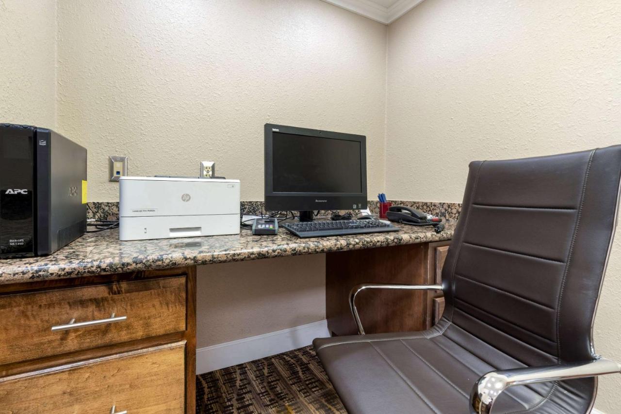 Comfort Suites Downtown Сакраменто Екстериор снимка