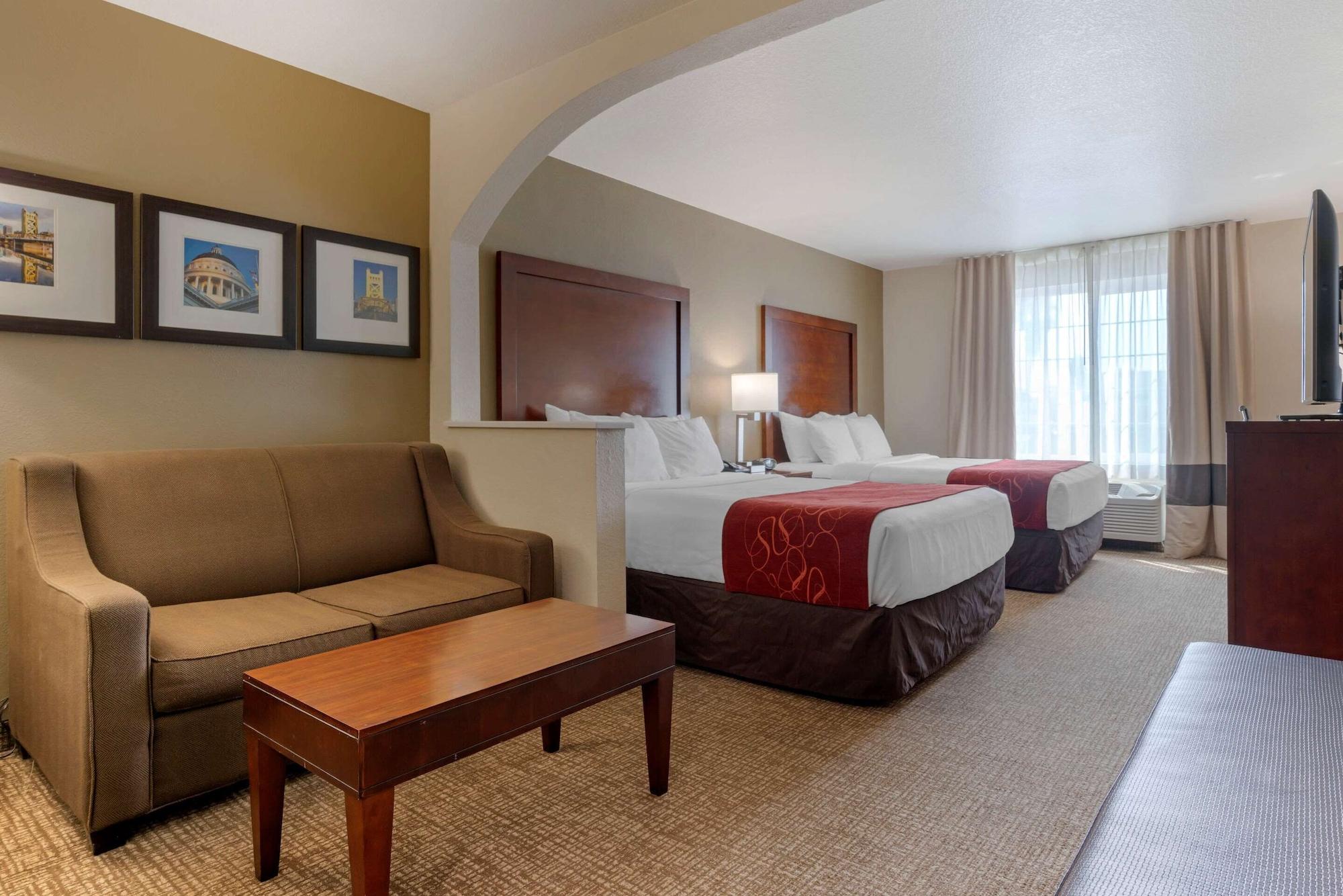 Comfort Suites Downtown Сакраменто Екстериор снимка