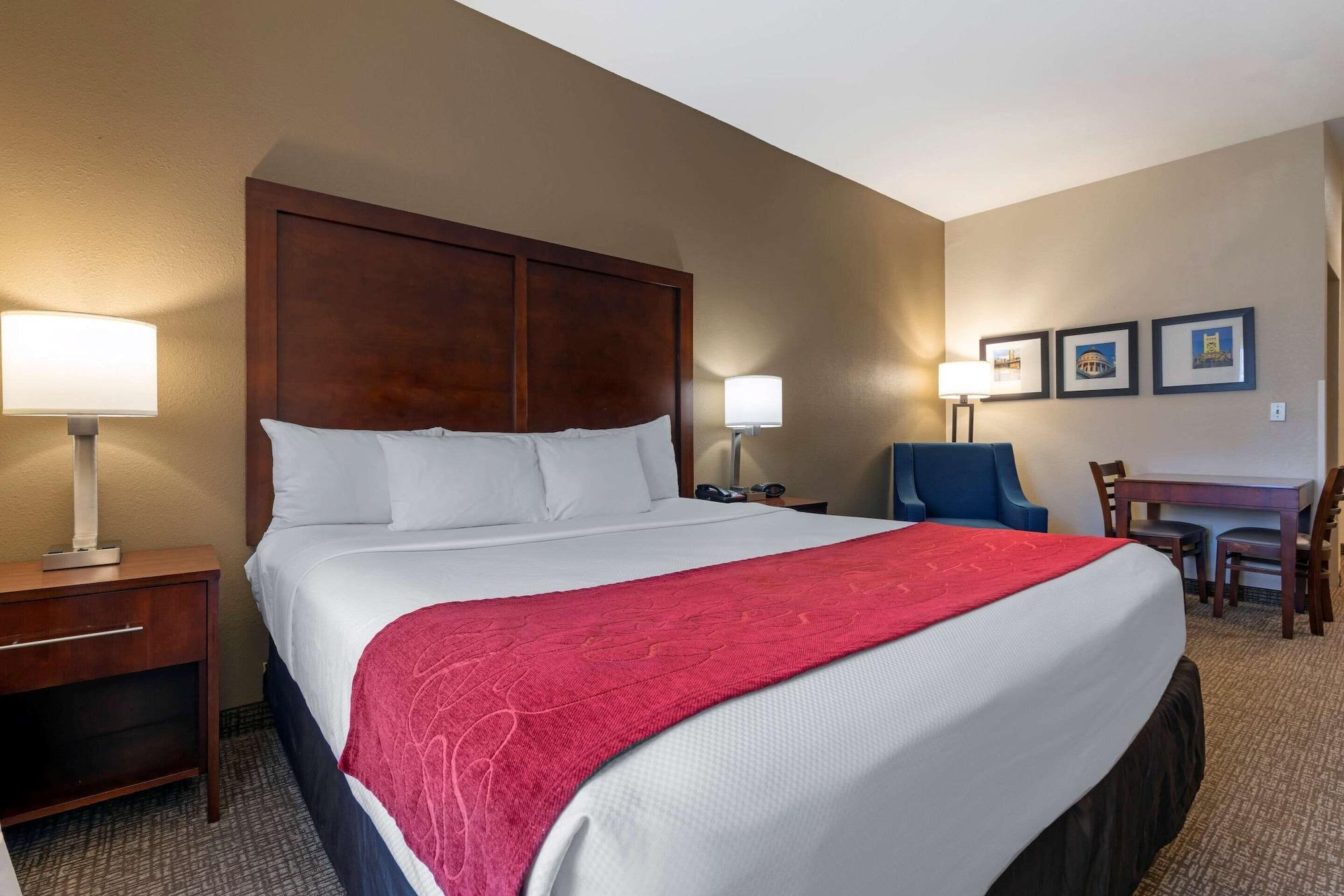 Comfort Suites Downtown Сакраменто Екстериор снимка